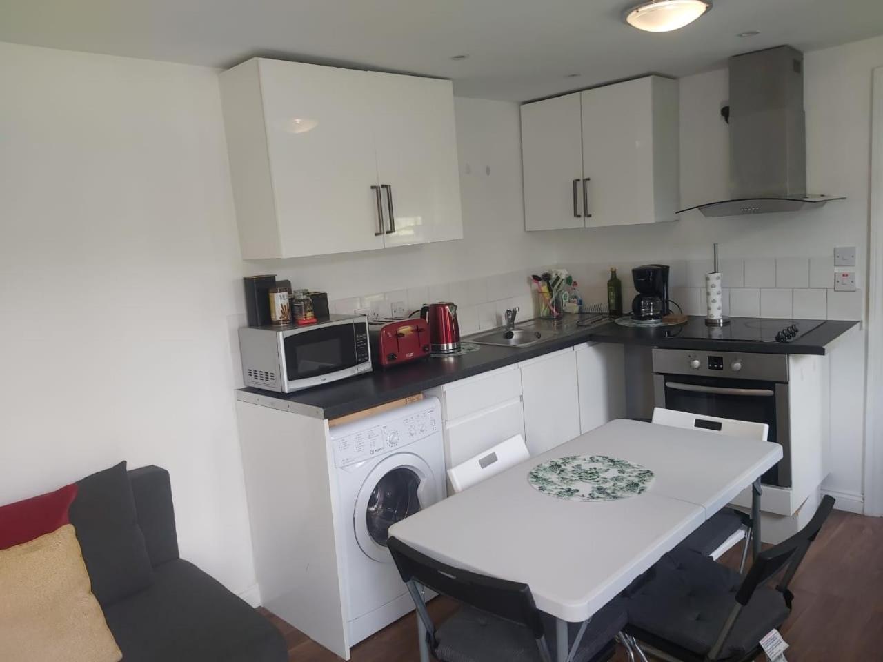 Cosy London Holiday Home Екстер'єр фото